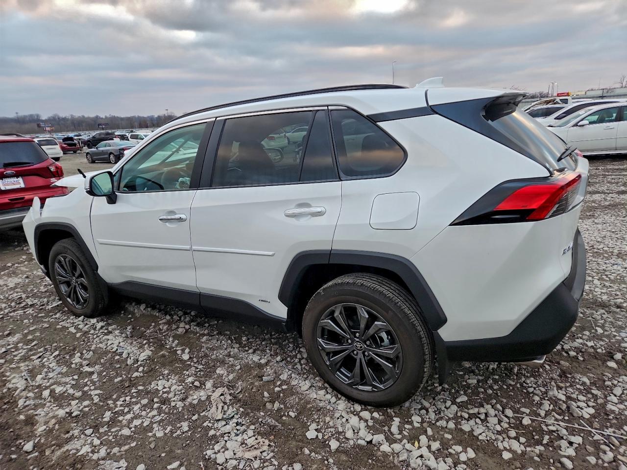 2024 TOYOTA RAV4 LIMITED photo 2