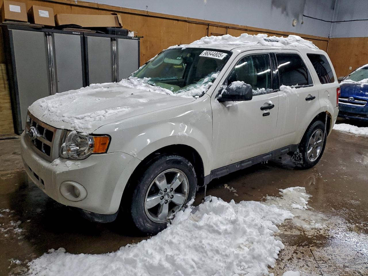 2011 FORD ESCAPE