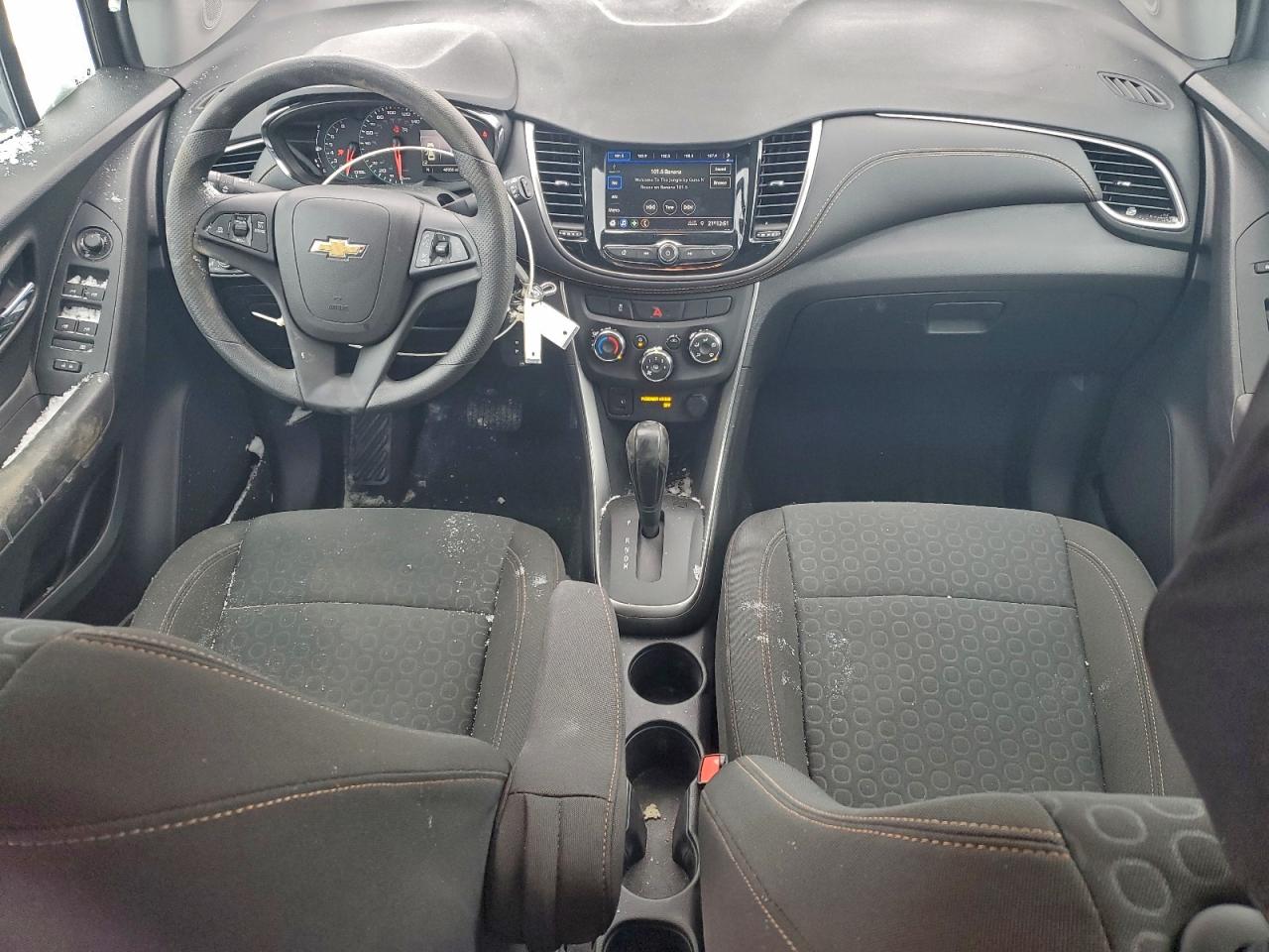 2020 CHEVROLET TRAX LS photo 8