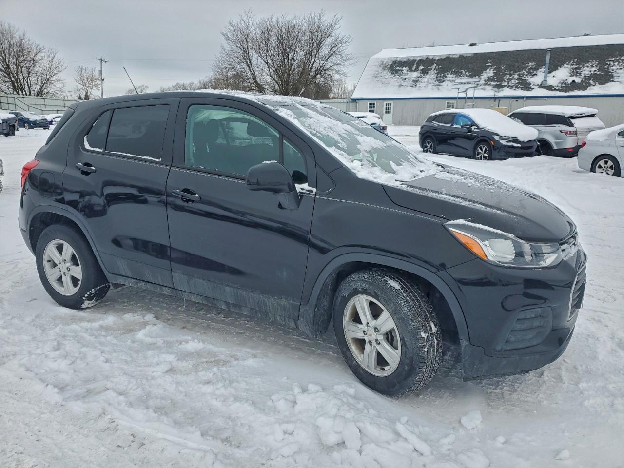 2020 CHEVROLET TRAX LS photo 4