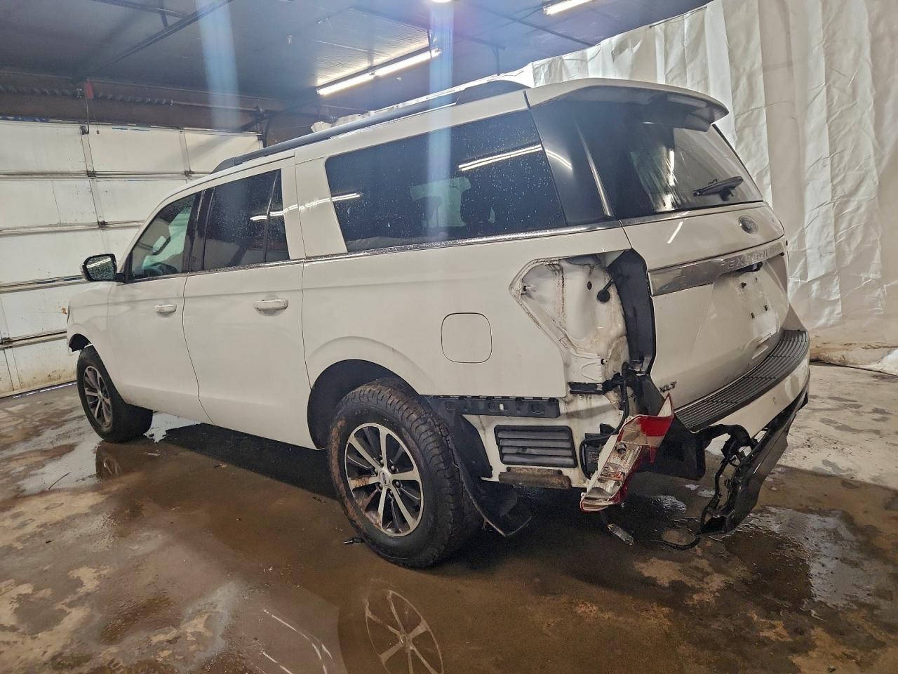 2018 FORD EXPEDITION MAX XLT photo 2