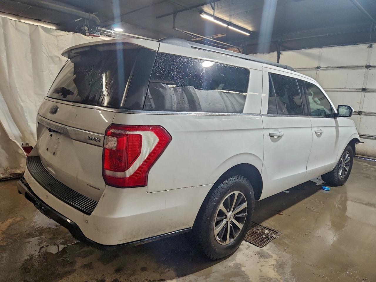 2018 FORD EXPEDITION MAX XLT photo 3