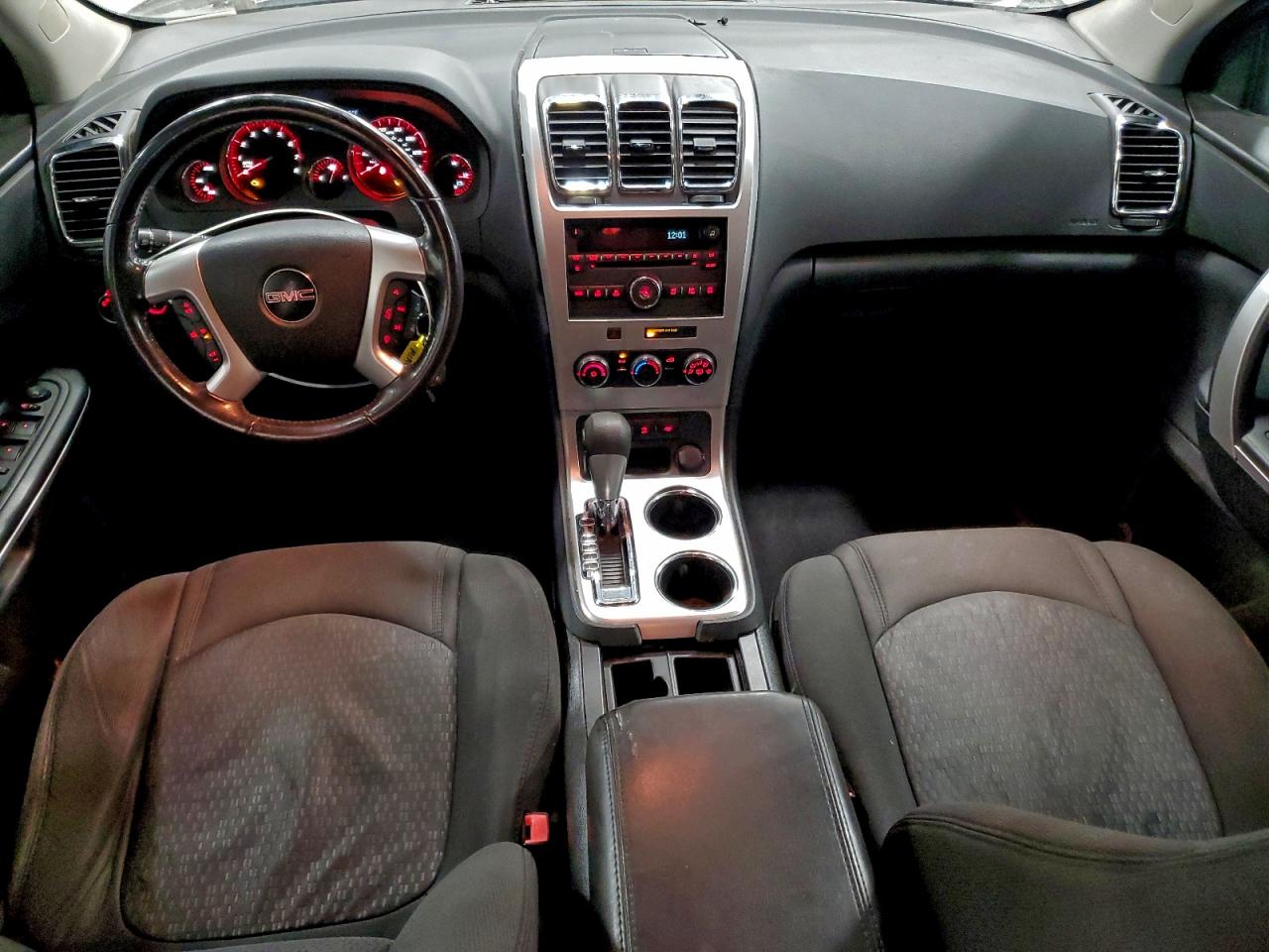 2011 GMC ACADIA SLE photo 8