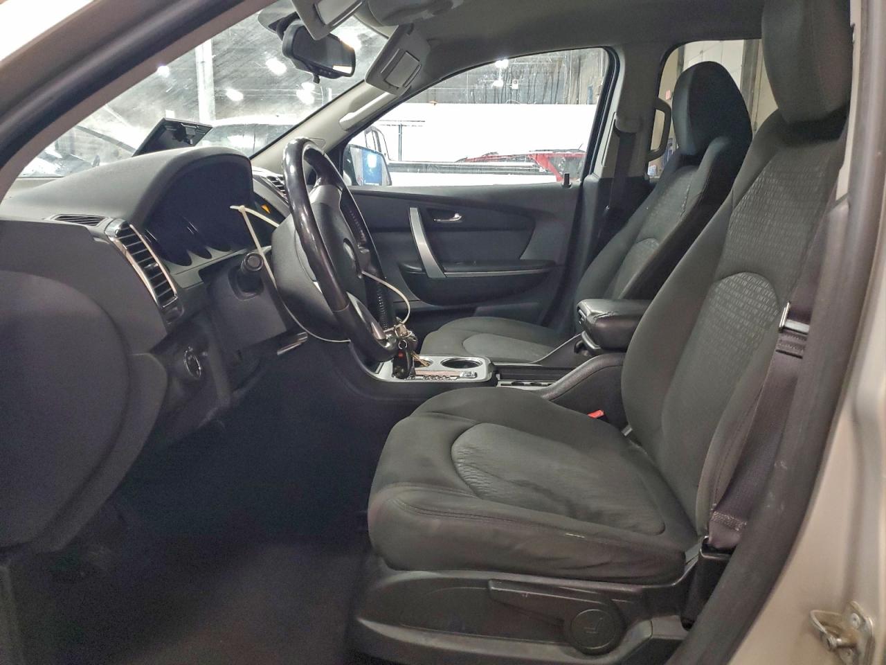 2011 GMC ACADIA SLE photo 7