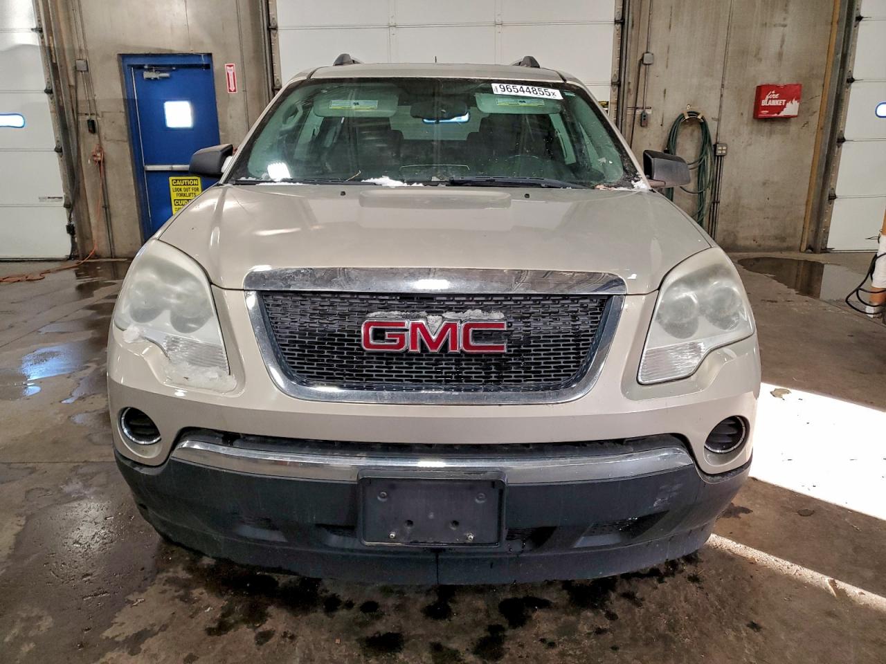2011 GMC ACADIA SLE photo 5