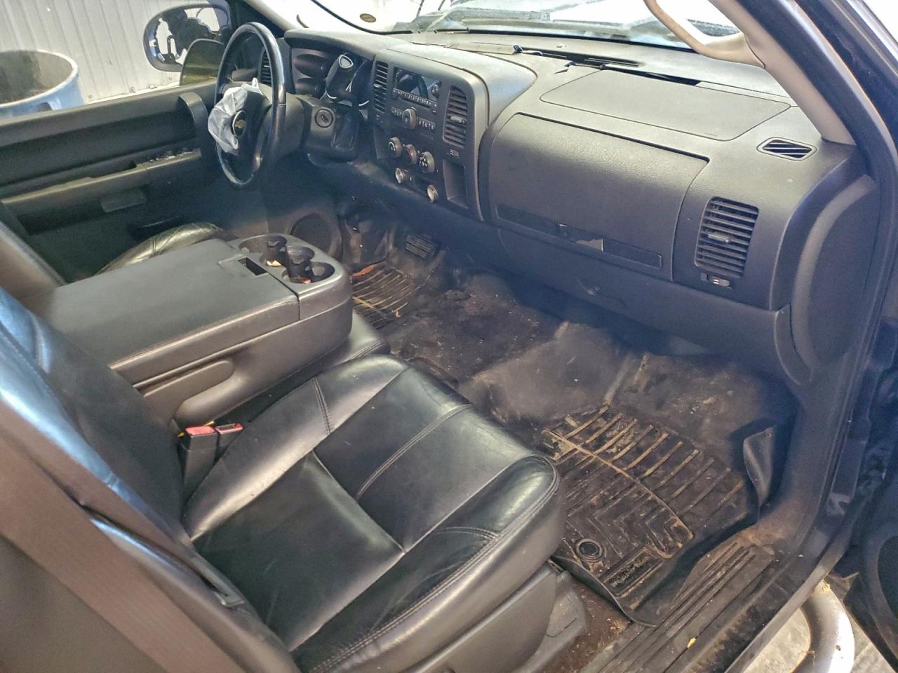 2009 CHEVROLET SILVERADO C1500 LT photo 8