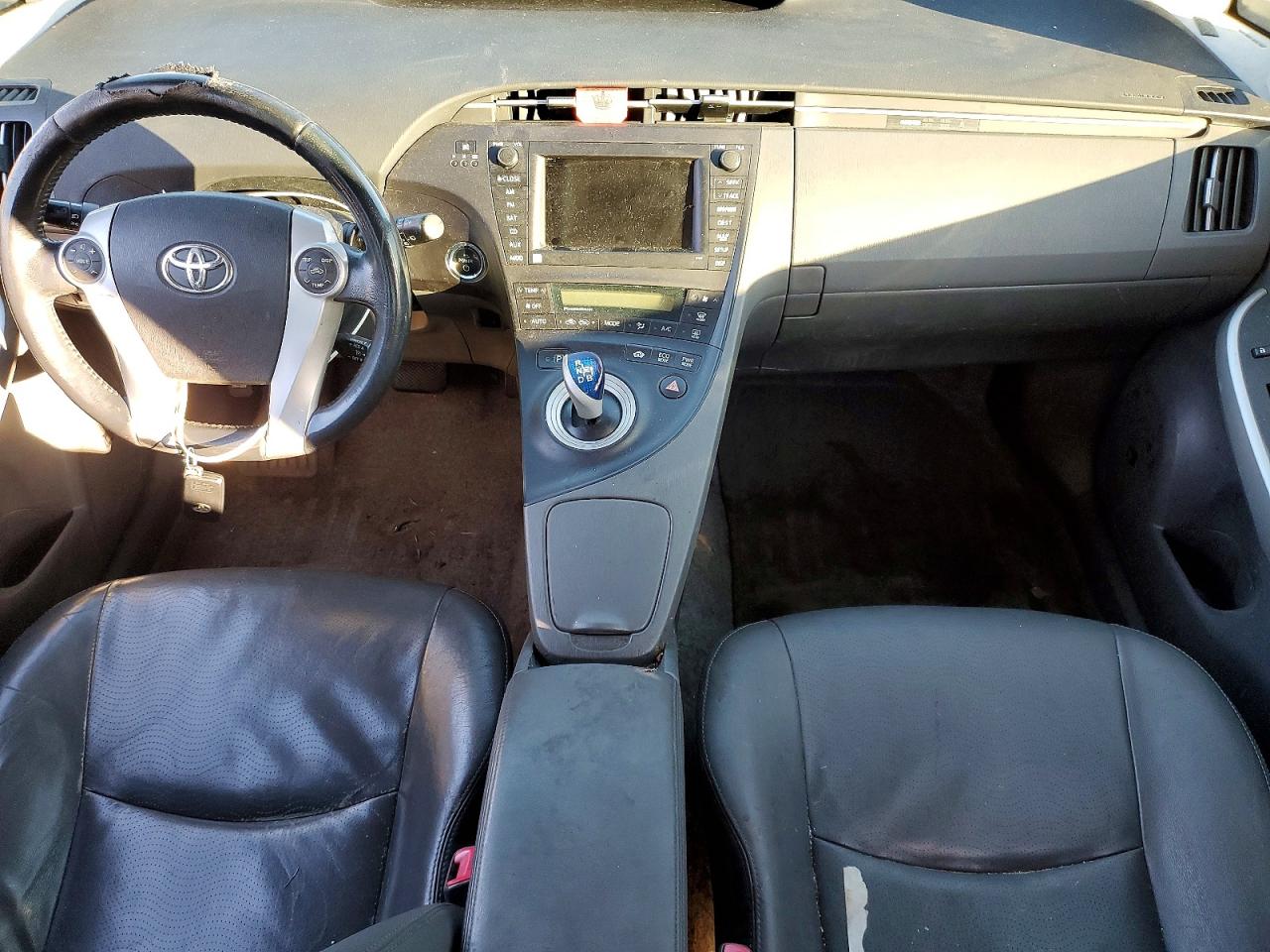 2010 TOYOTA PRIUS photo 8