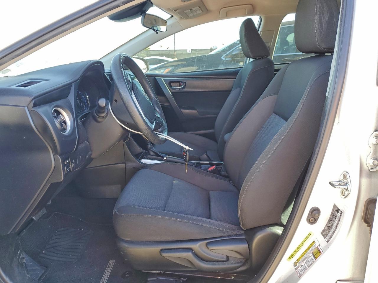 2018 TOYOTA COROLLA L photo 13
