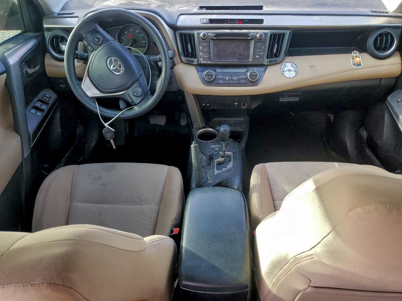 2015 TOYOTA RAV4 XLE photo 15