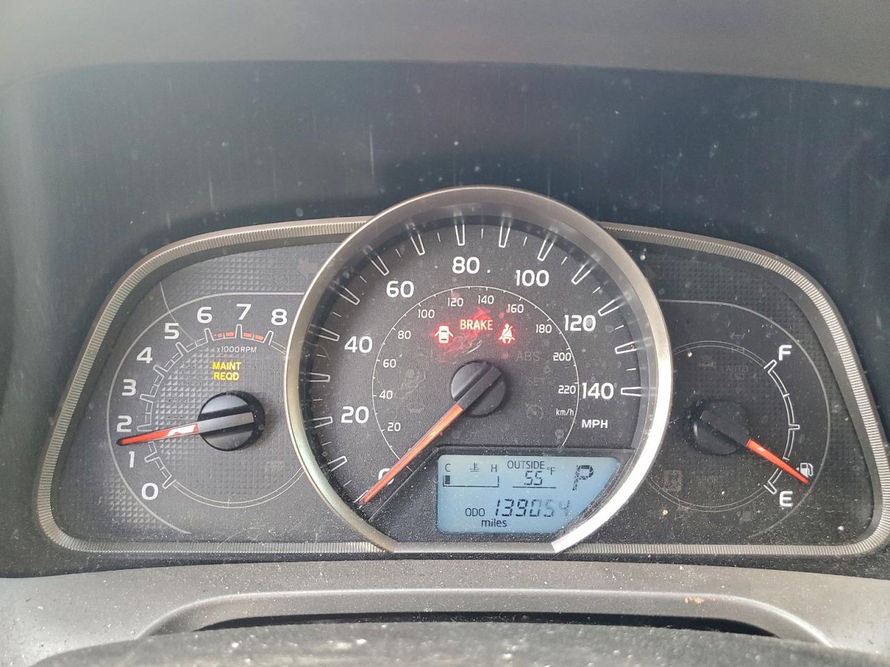 2015 TOYOTA RAV4 XLE photo 17