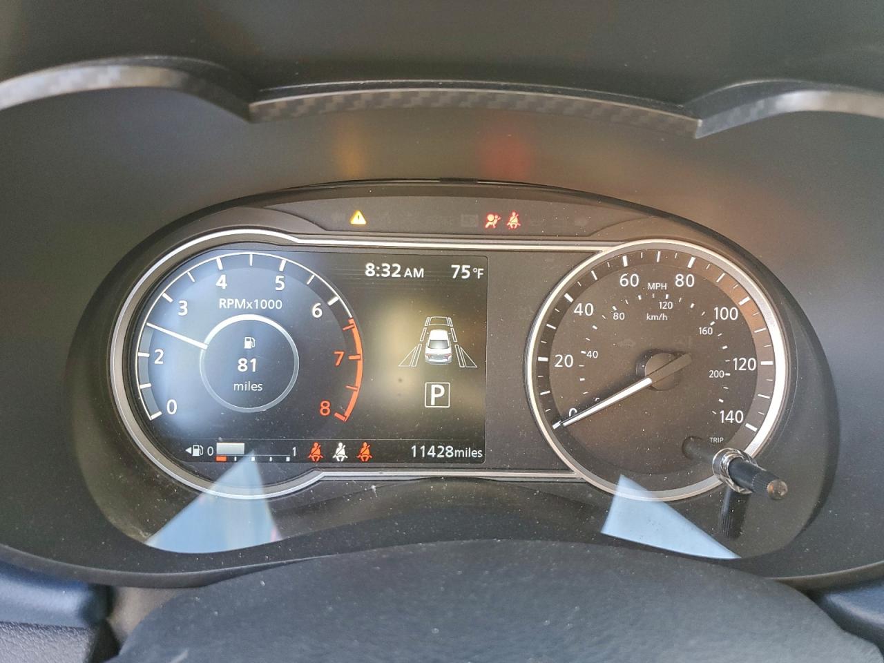 2025 NISSAN VERSA SV photo 9