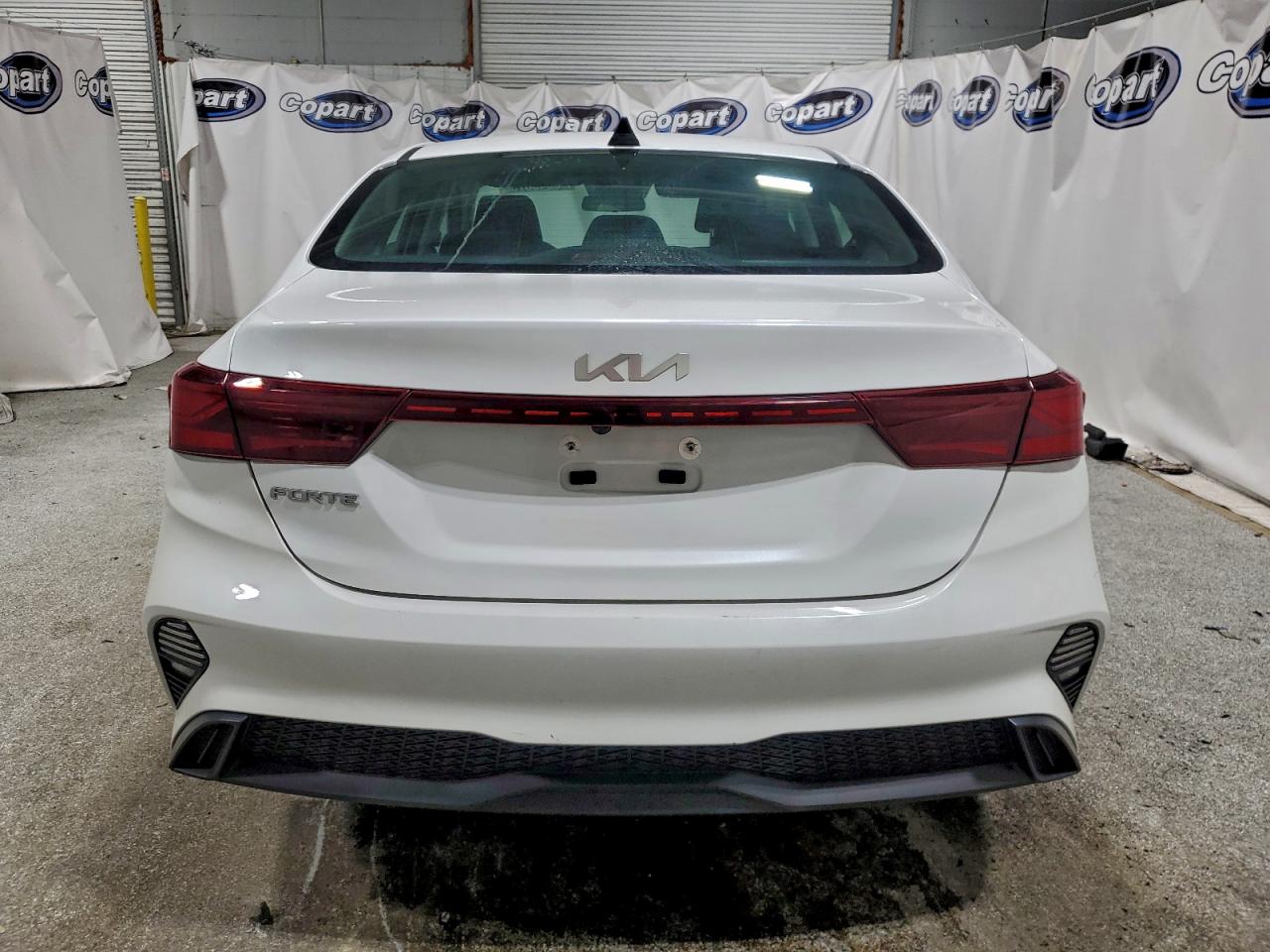 2024 KIA FORTE LX photo 6
