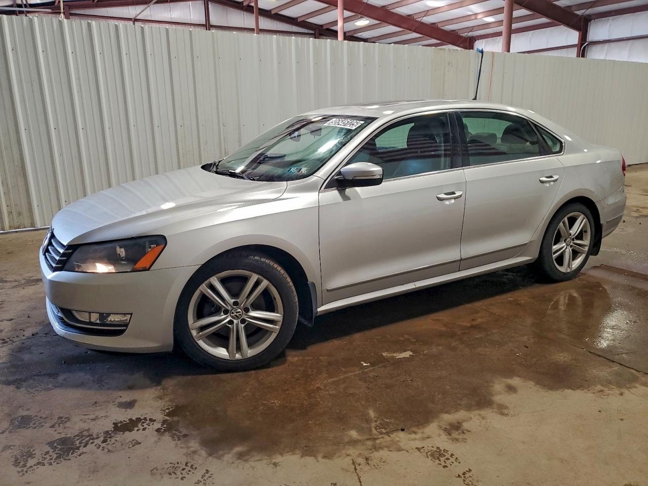 2015 VOLKSWAGEN PASSAT