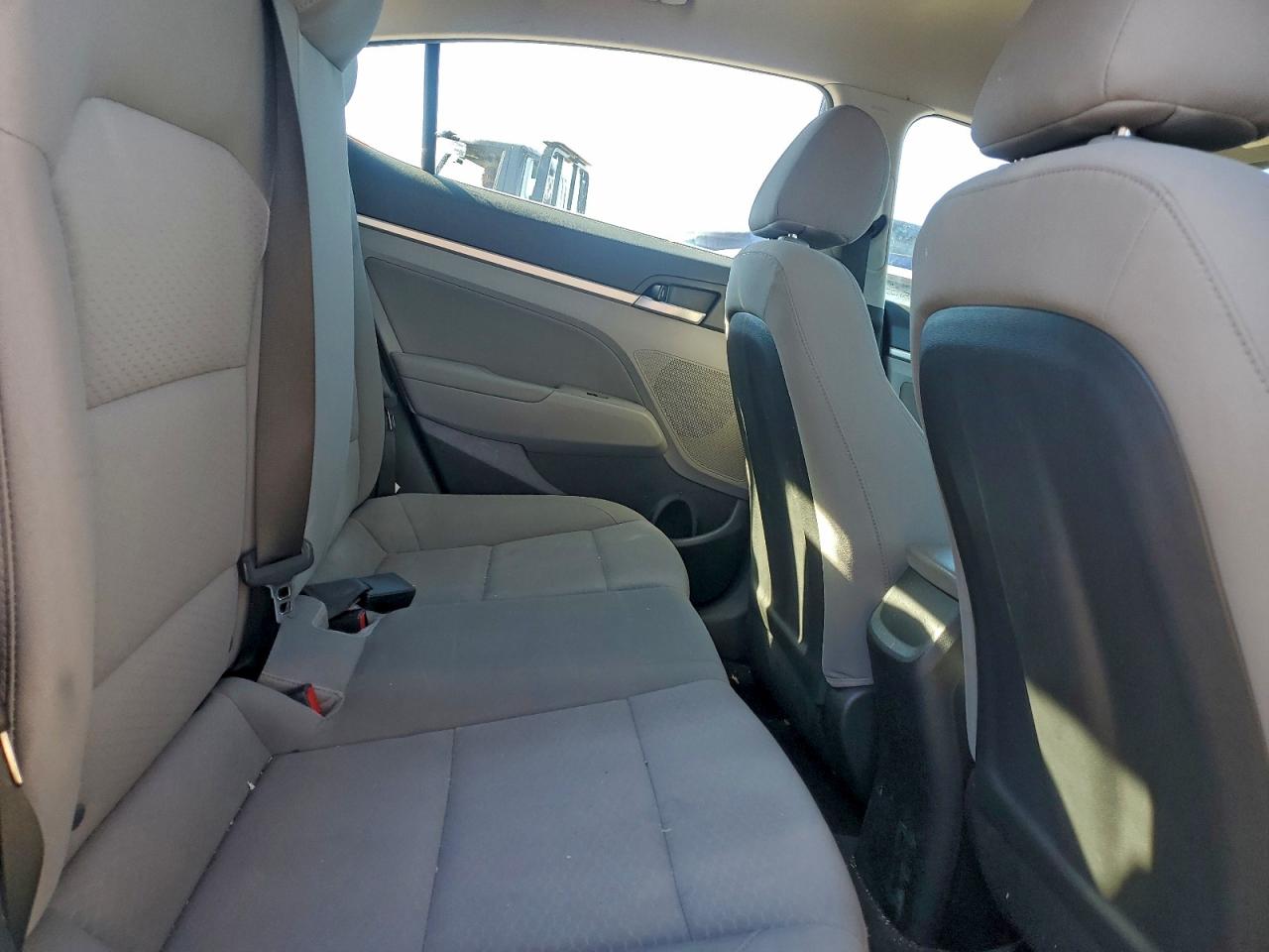 2019 HYUNDAI ELANTRA SEL photo 10