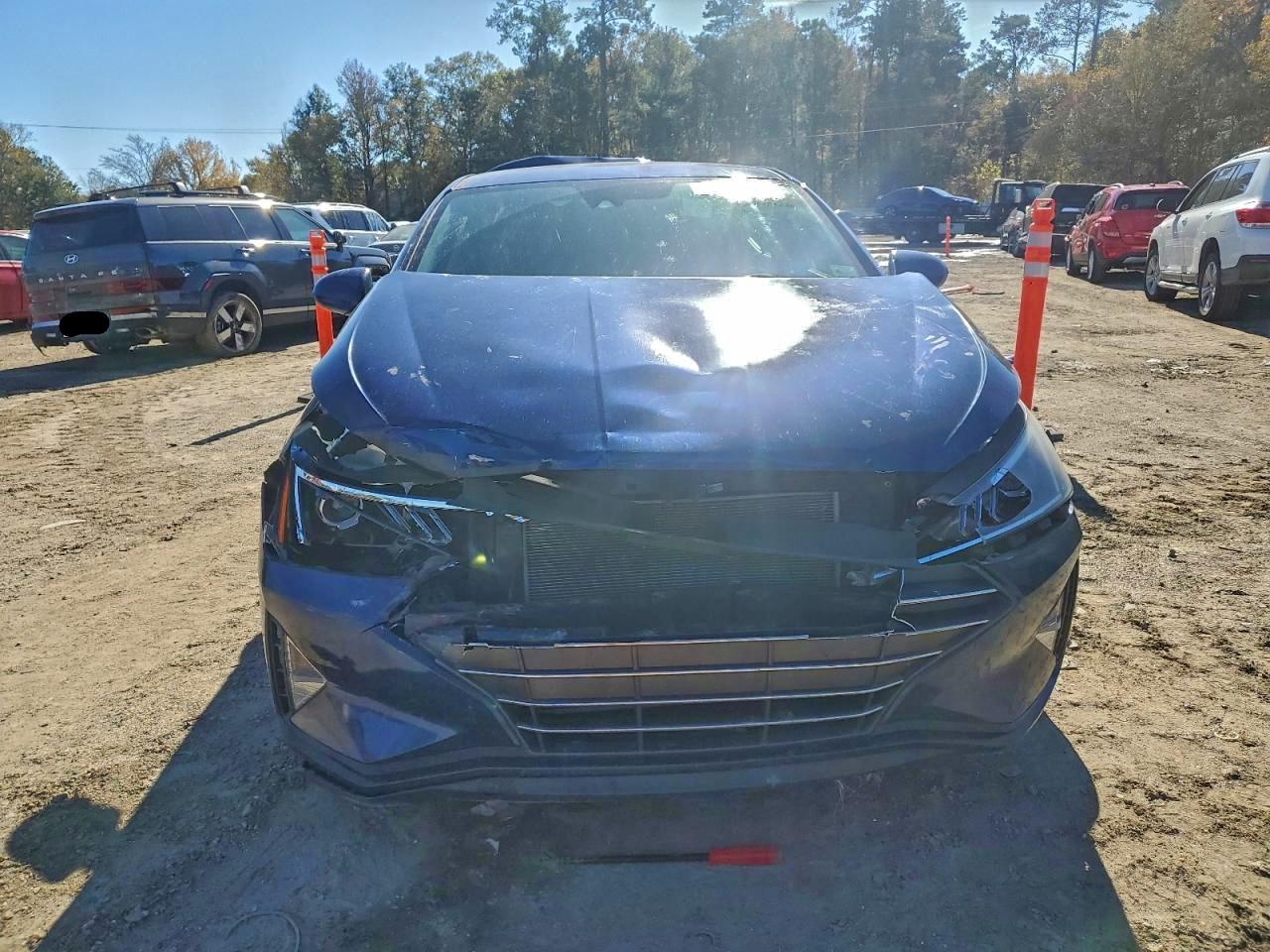 2019 HYUNDAI ELANTRA SEL photo 5