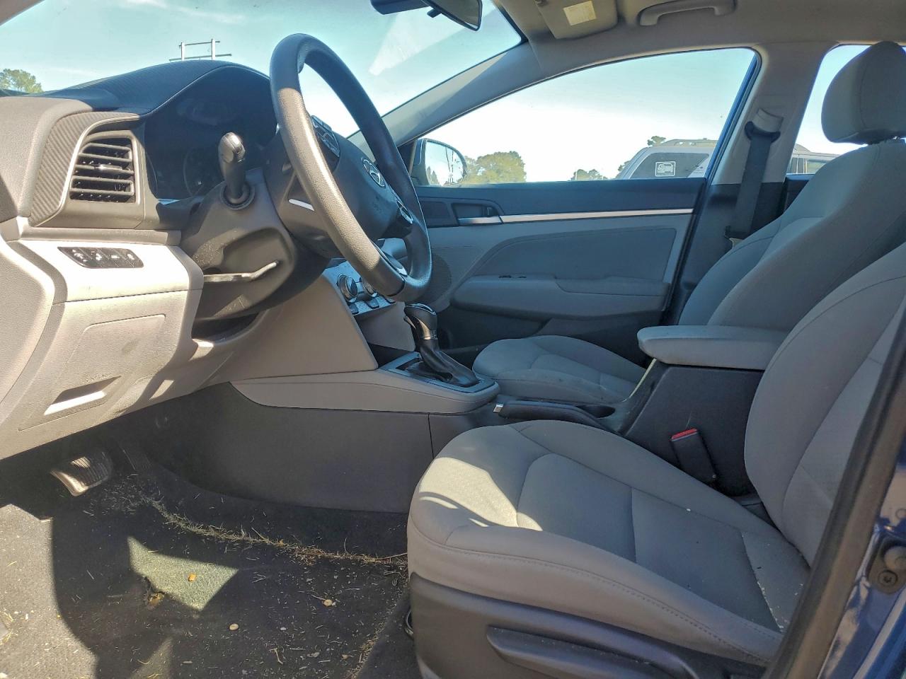2019 HYUNDAI ELANTRA SEL photo 7