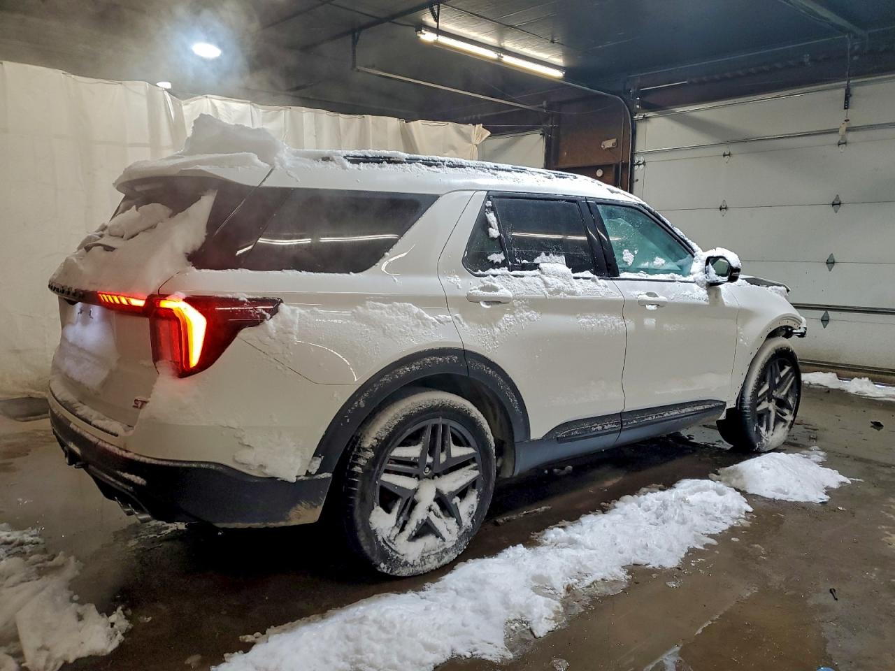 2025 FORD EXPLORER ST photo 3