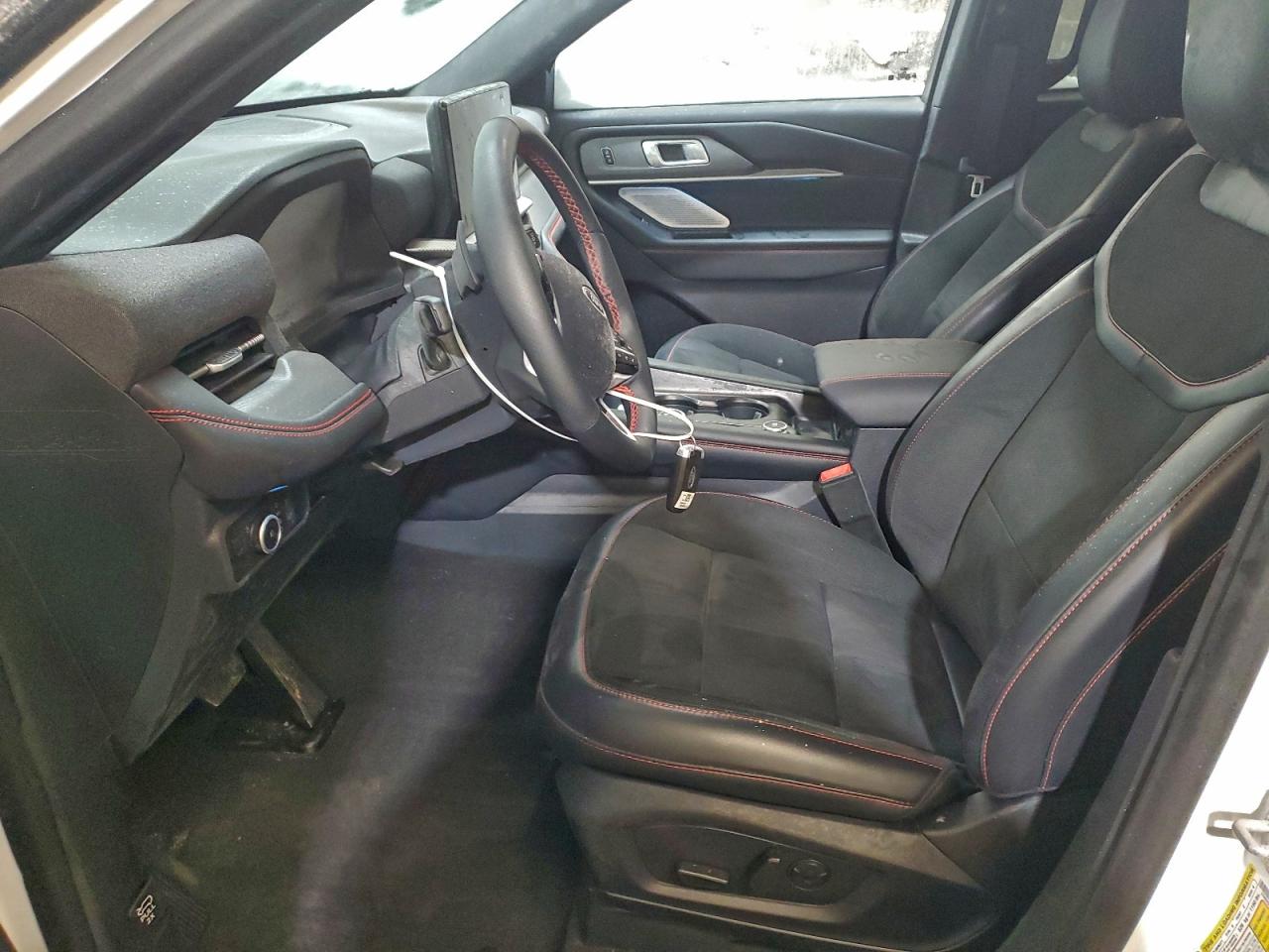 2025 FORD EXPLORER ST photo 7