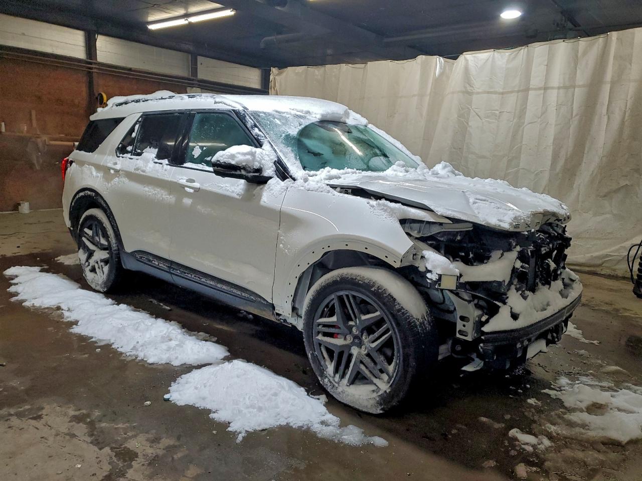 2025 FORD EXPLORER ST photo 4