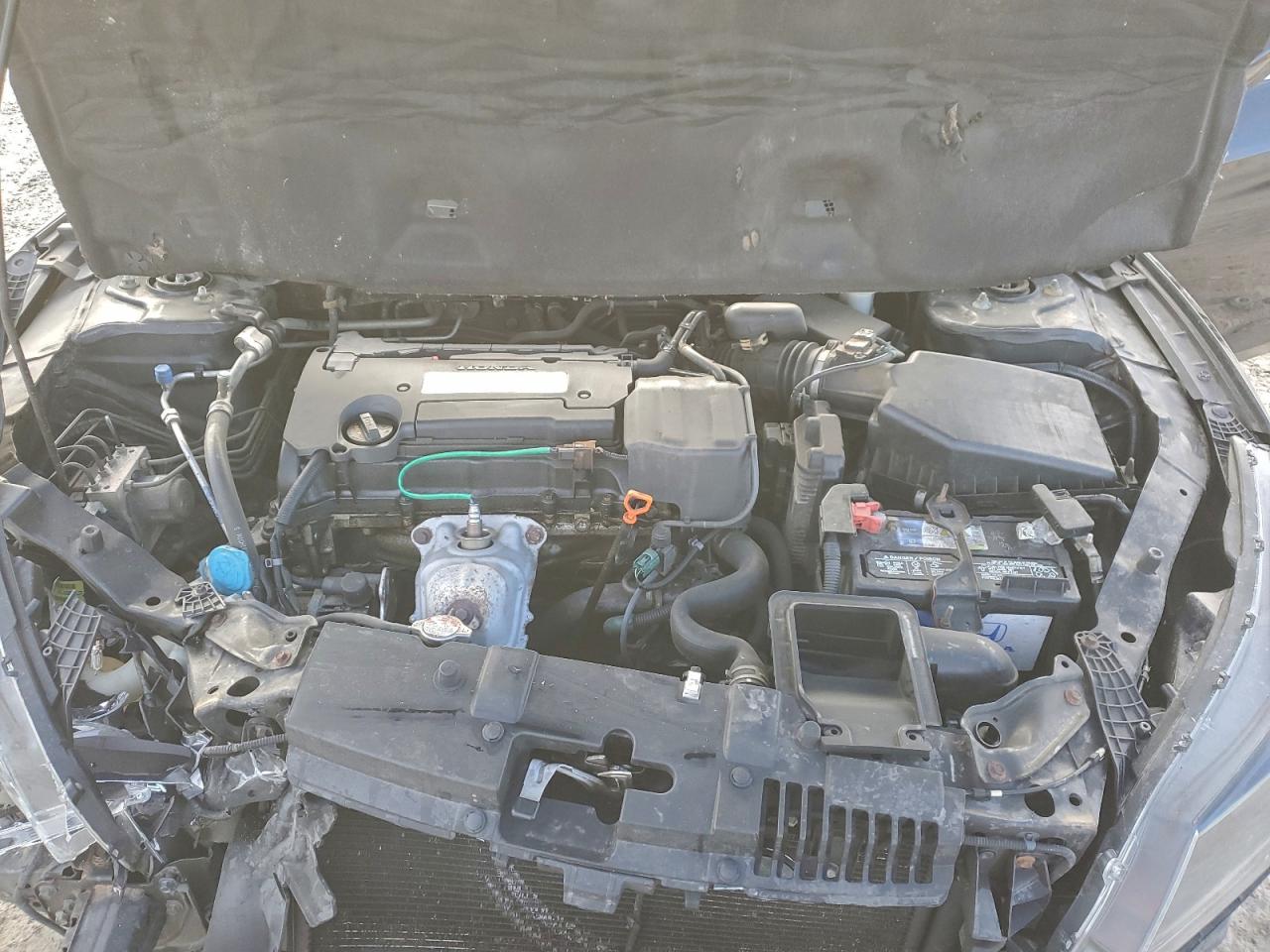 2014 HONDA ACCORD LX photo 11