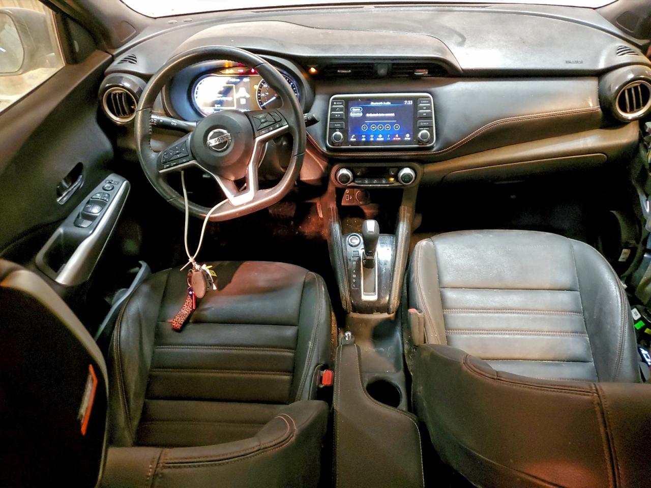 2020 NISSAN KICKS SR photo 8