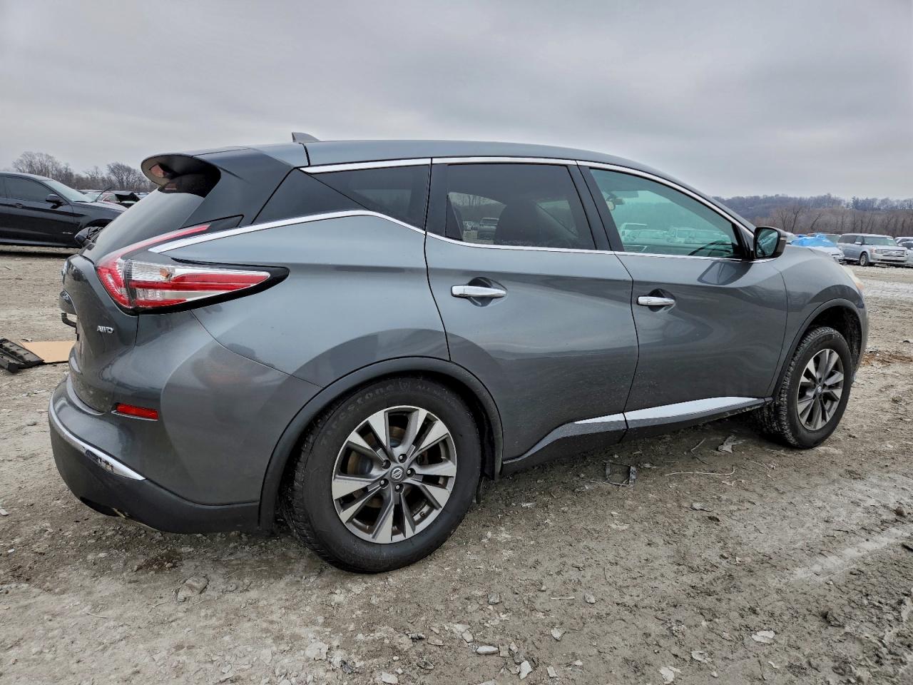 2017 NISSAN MURANO S photo 5