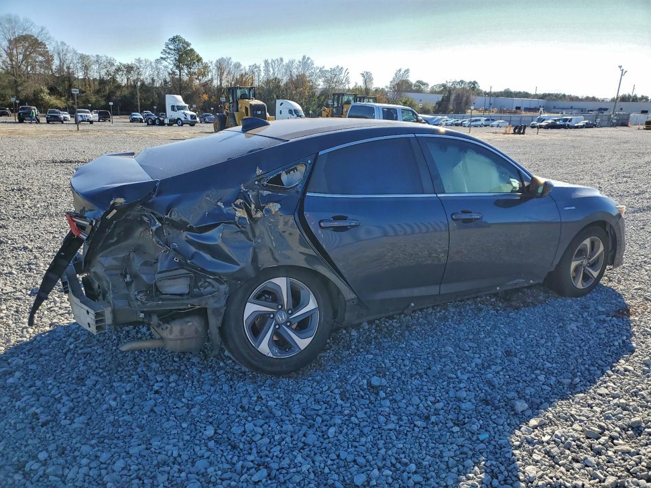 2019 HONDA INSIGHT LX photo 3