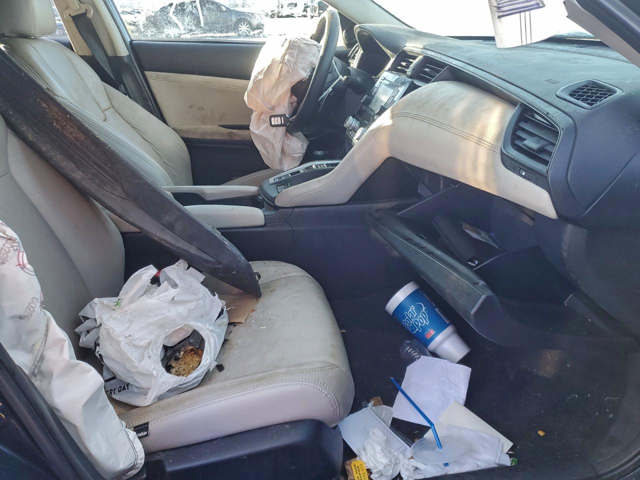 2019 HONDA INSIGHT LX photo 7