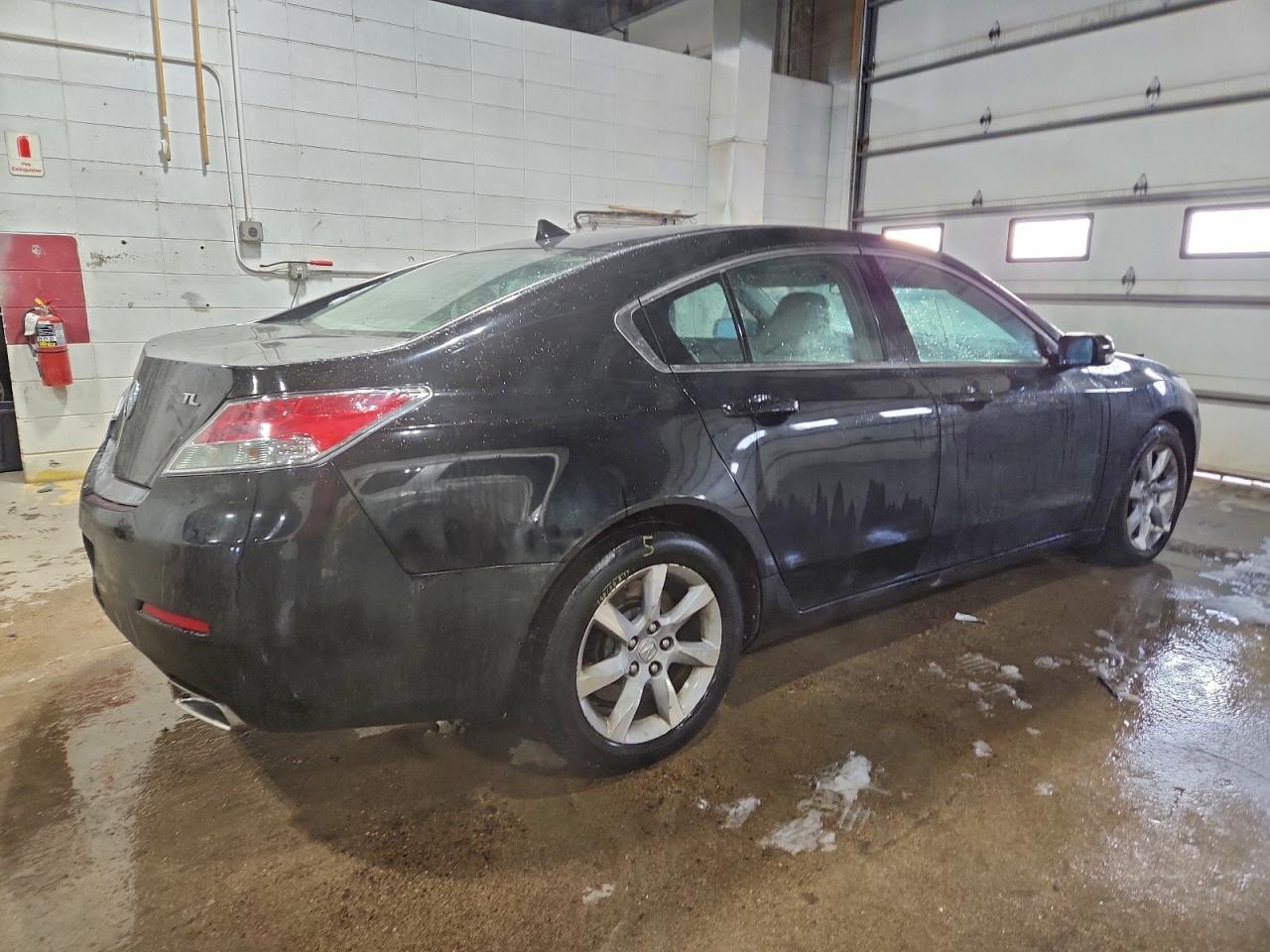 2012 ACURA TL photo 3
