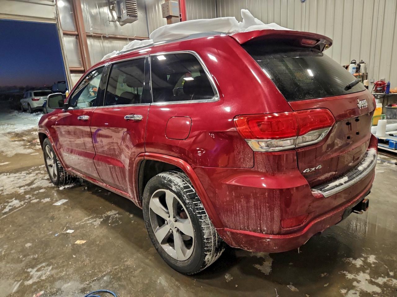 2015 JEEP GRAND CHEROKEE OVERLAND photo 2