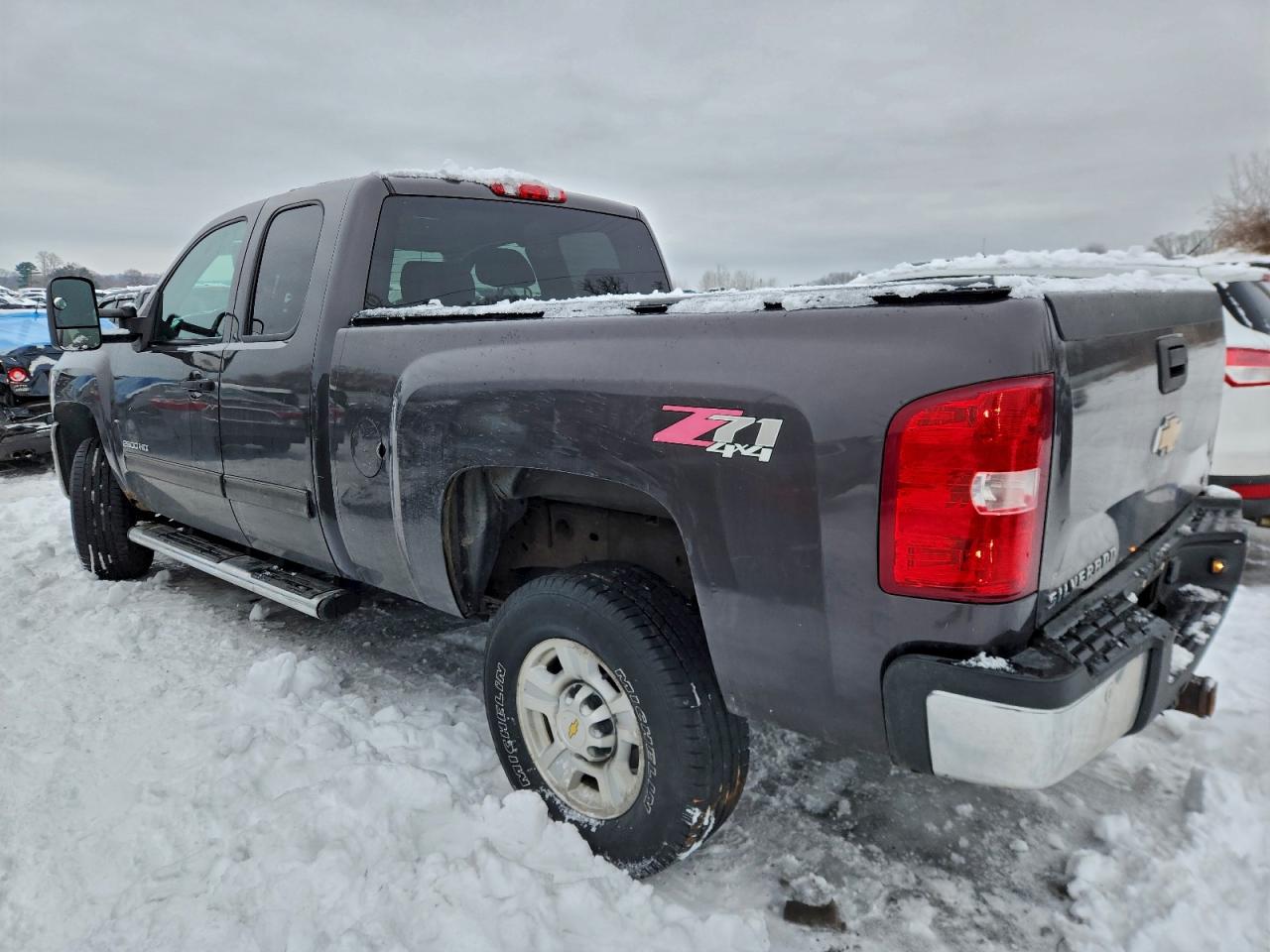 2010 CHEVROLET SILVERADO K2500 HEAVY DUTY LT photo 2