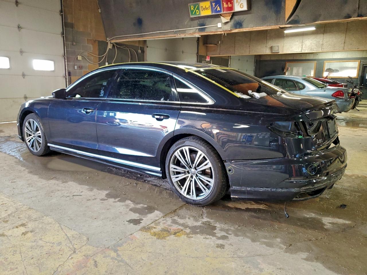 2020 AUDI A8 L photo 2