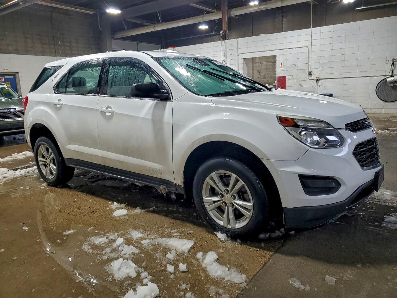 2016 CHEVROLET EQUINOX LS photo 4