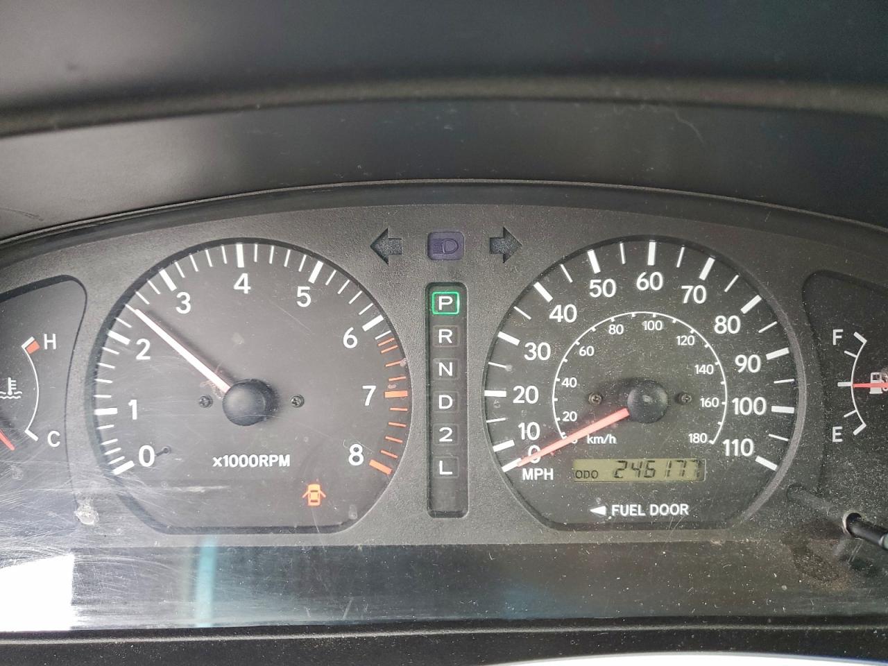 2000 TOYOTA SIENNA LE photo 17