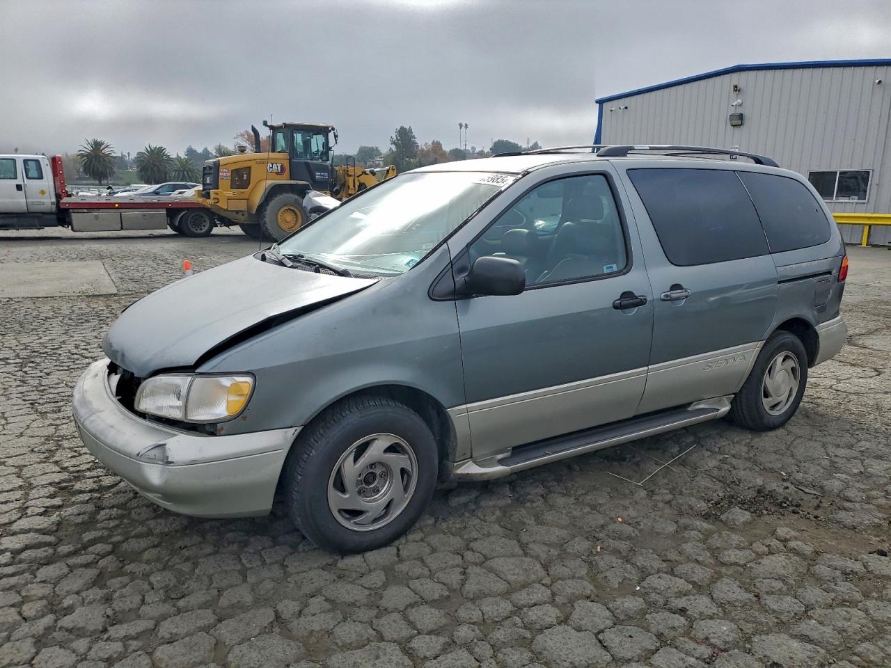 2000 TOYOTA SIENNA