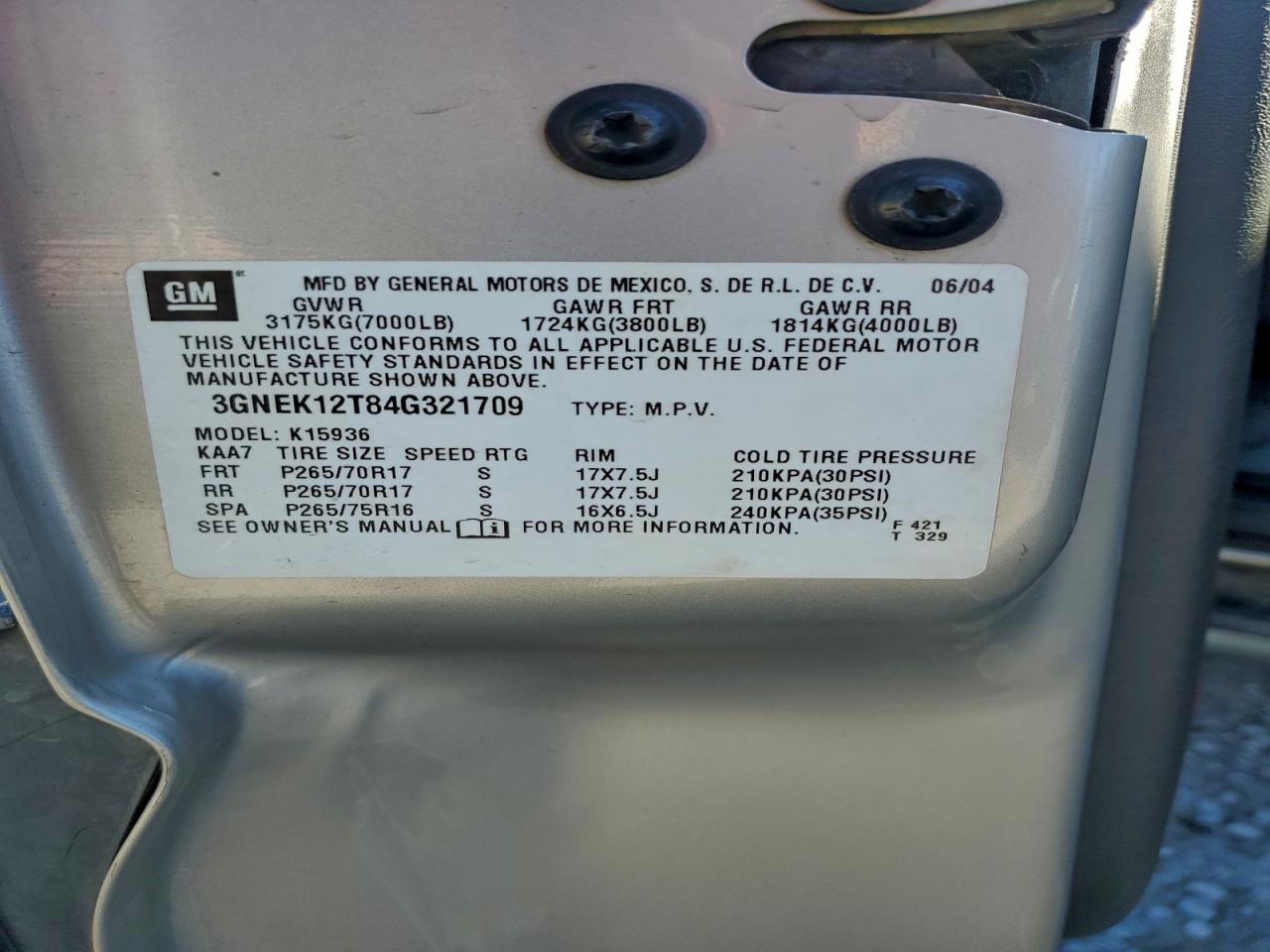 2004 CHEVROLET AVALANCHE K1500 photo 12
