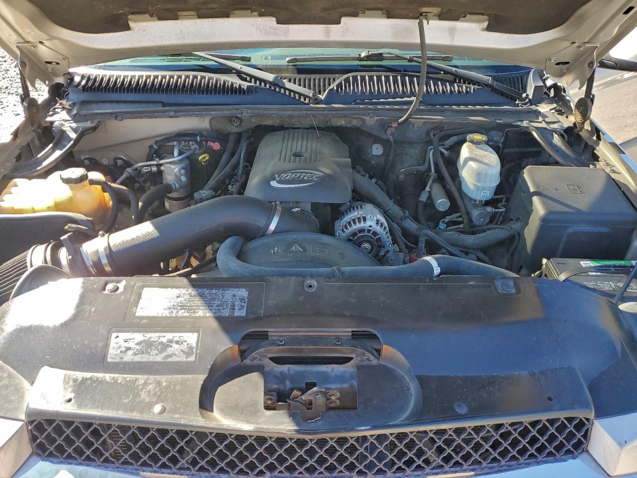 2004 CHEVROLET AVALANCHE K1500 photo 11