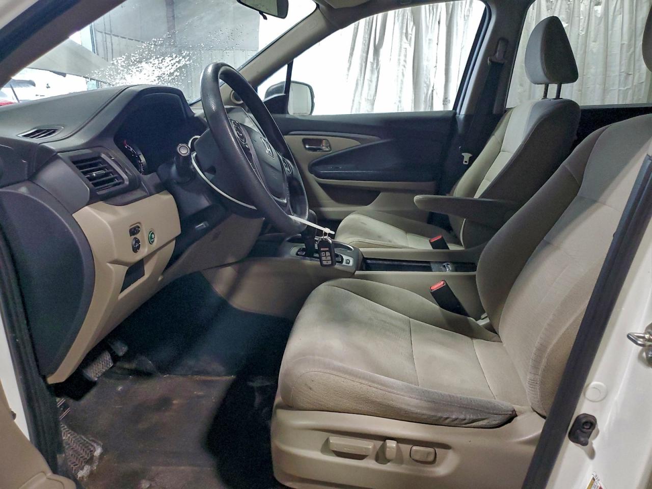 2016 HONDA PILOT EX photo 13