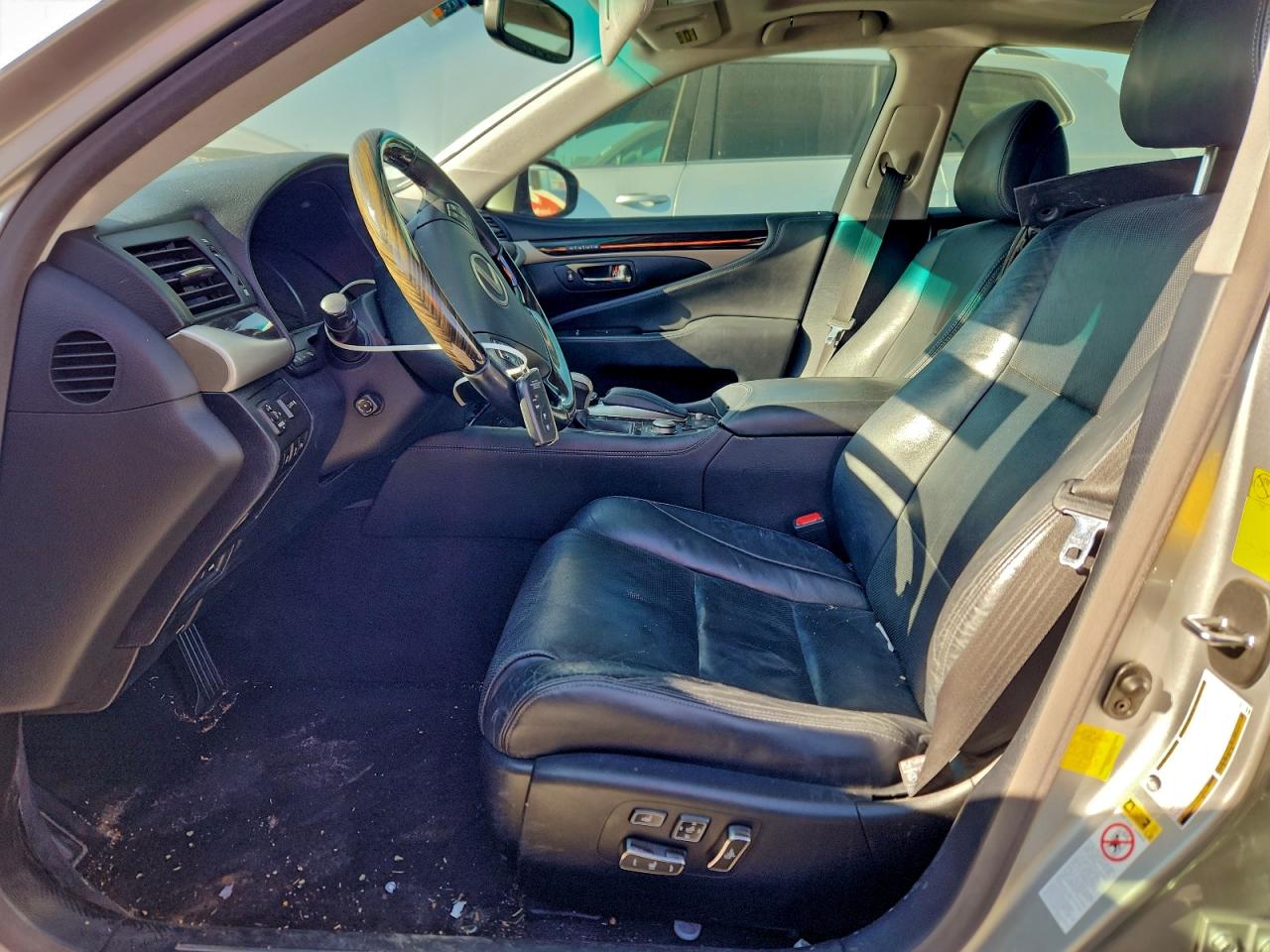 2013 LEXUS LS 460 photo 7