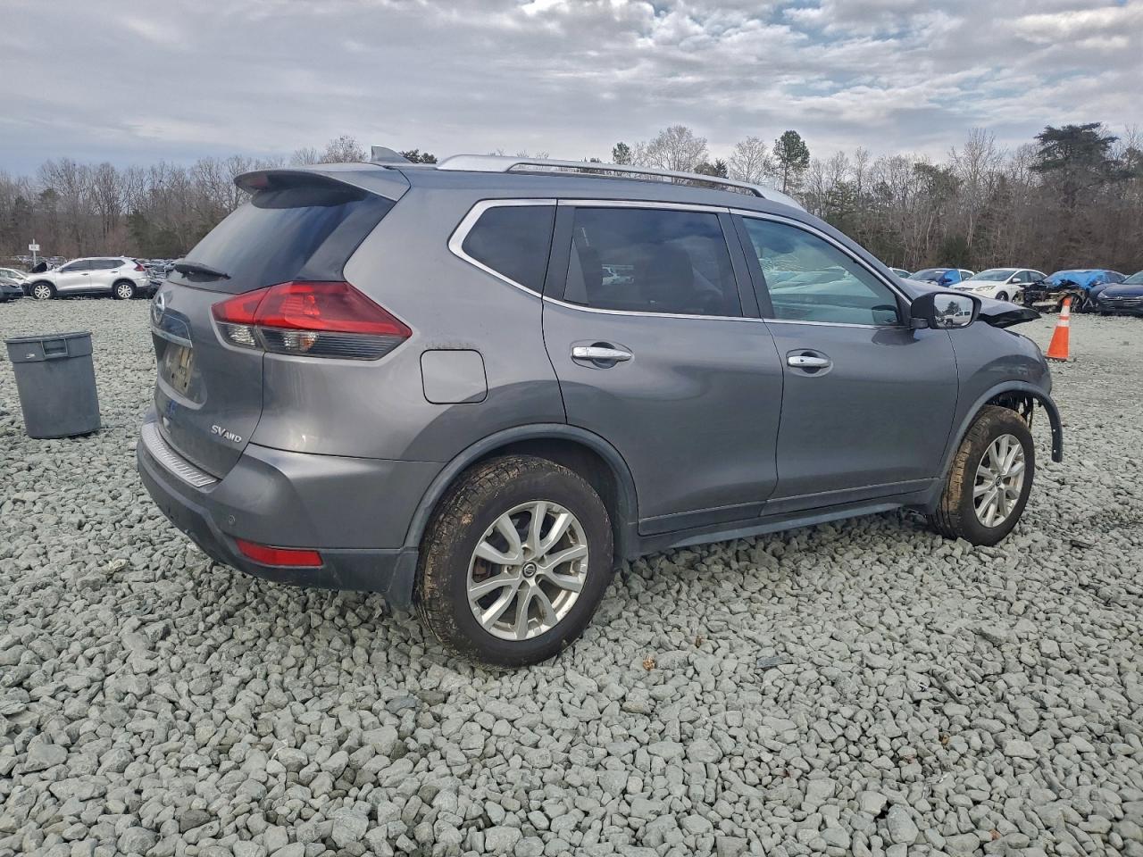 2020 NISSAN ROGUE S photo 3