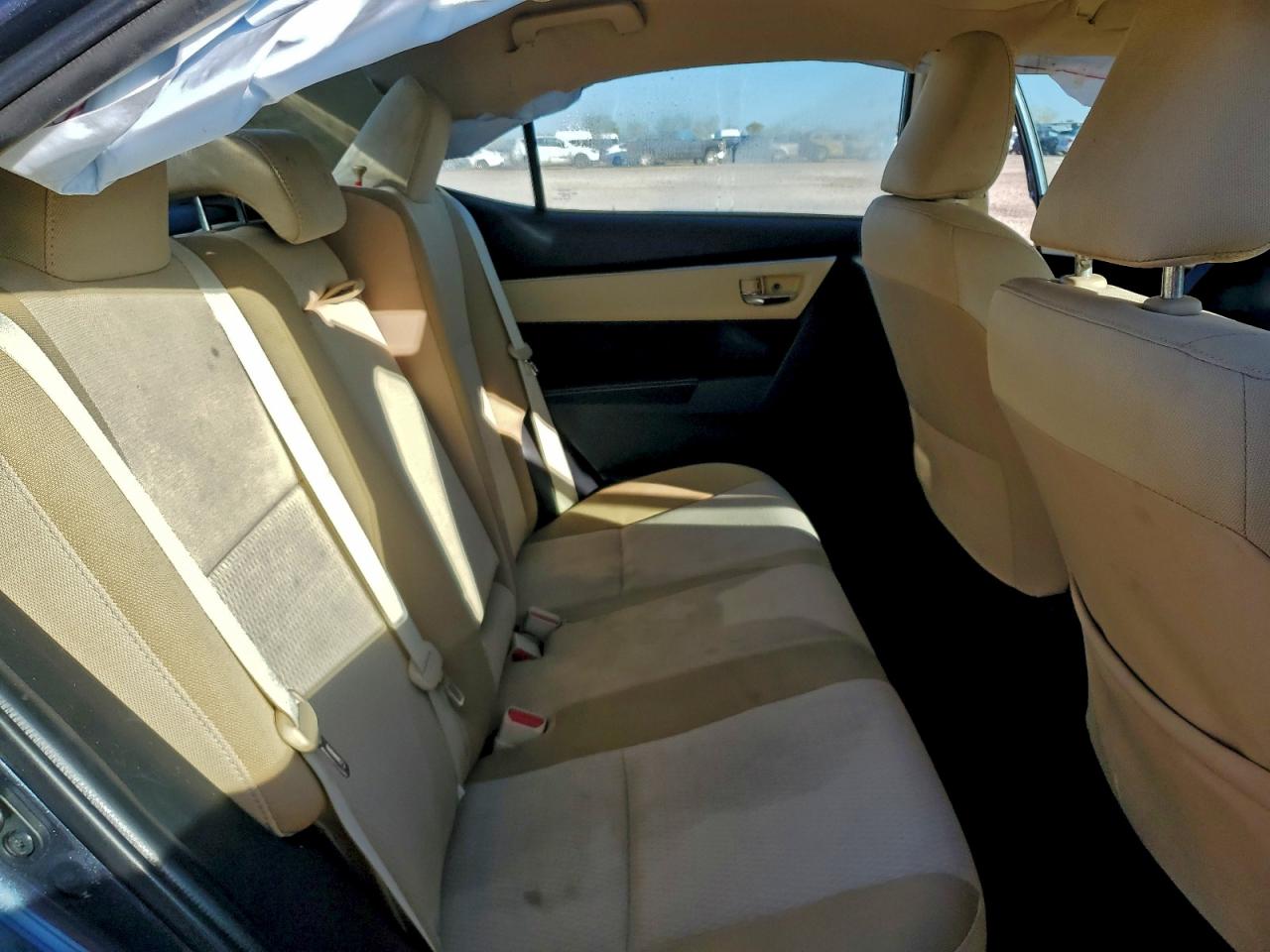 2017 TOYOTA COROLLA L photo 10
