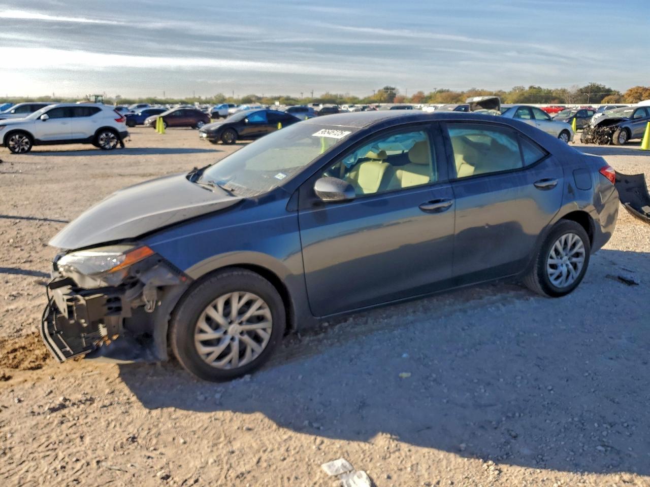 2017 TOYOTA COROLLA