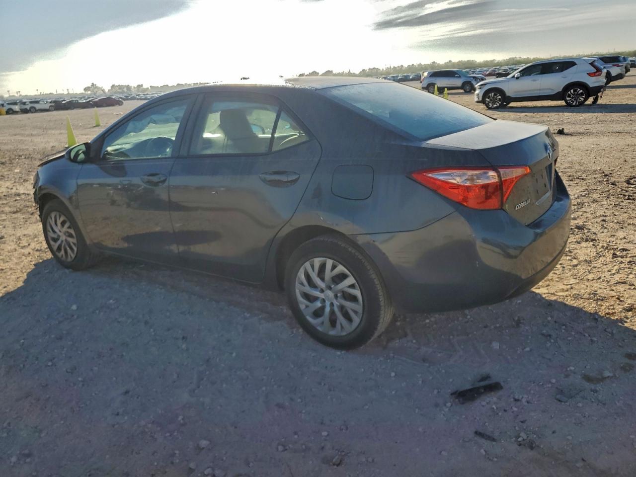 2017 TOYOTA COROLLA L photo 2