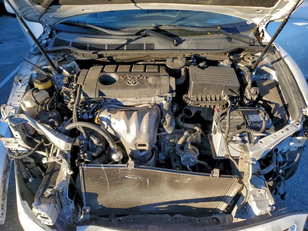 2010 TOYOTA CAMRY BASE photo 11