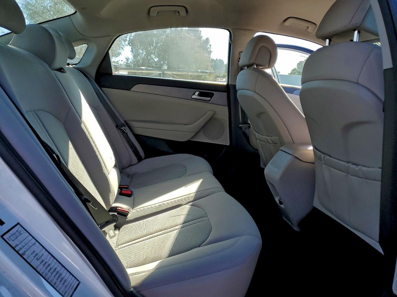 2015 HYUNDAI SONATA SE photo 10
