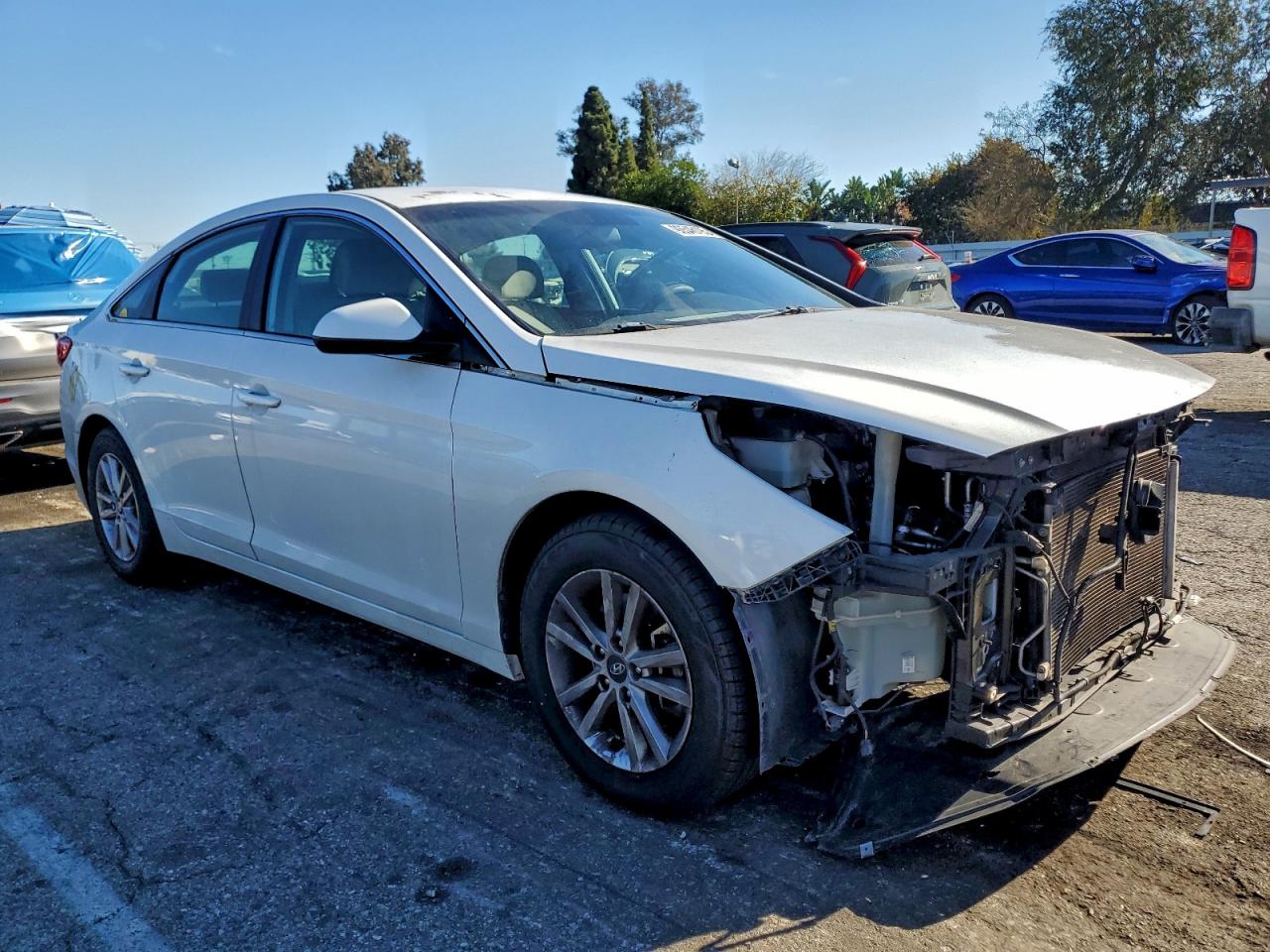 2015 HYUNDAI SONATA SE photo 4