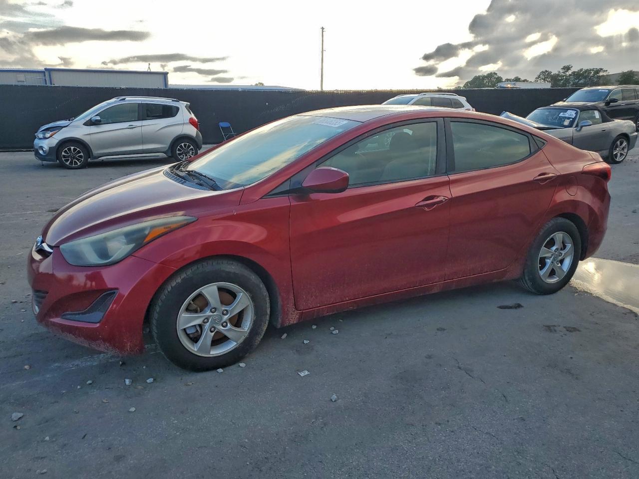 2015 HYUNDAI ELANTRA SE — MINOR DENT/SCRATCHES damage — photo 1