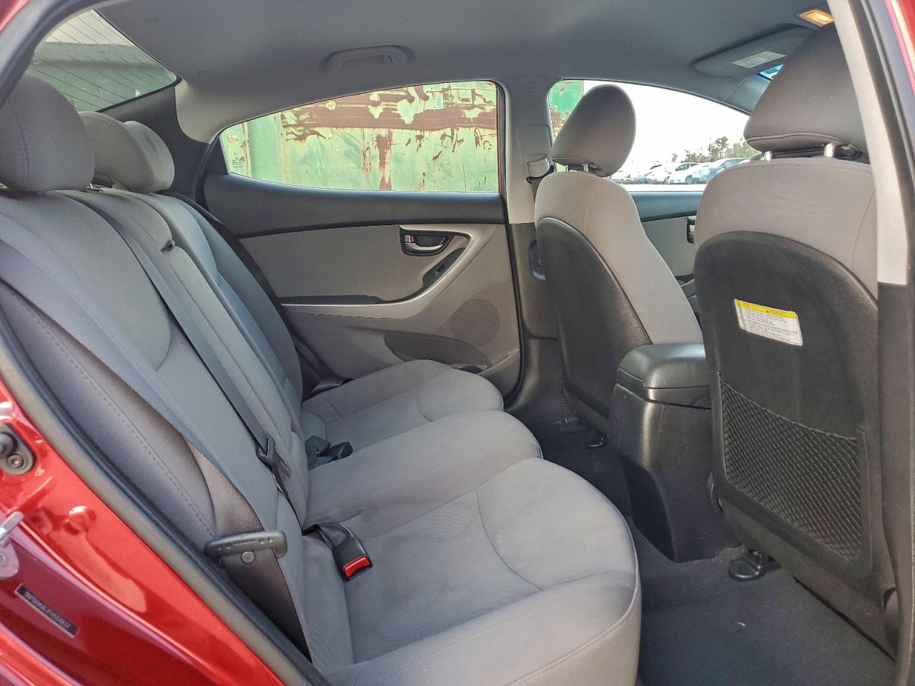 2015 HYUNDAI ELANTRA SE photo 19