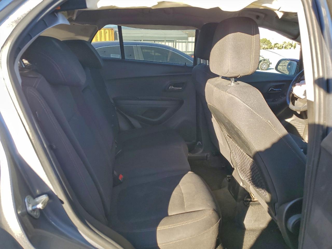 2020 CHEVROLET TRAX LS photo 11