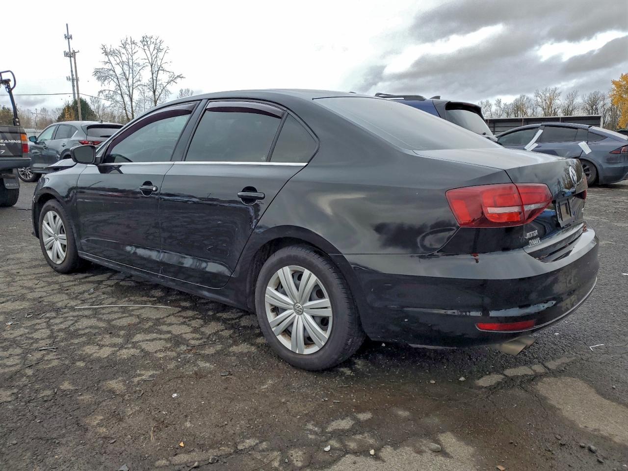 2017 VOLKSWAGEN JETTA S photo 2